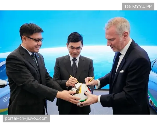 欧足联与欧洲大学合作推出“足球管理”硕士项目,聚焦赛事国际化运营 欧足联与欧洲大学合作推出“足球管理”硕士项目,聚焦赛事国际化运营